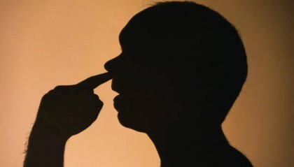 长期挖鼻孔的人，后来都怎么样了