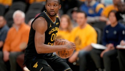 勇士开出3年7520美元合同+球队选项 遭库明加拒绝