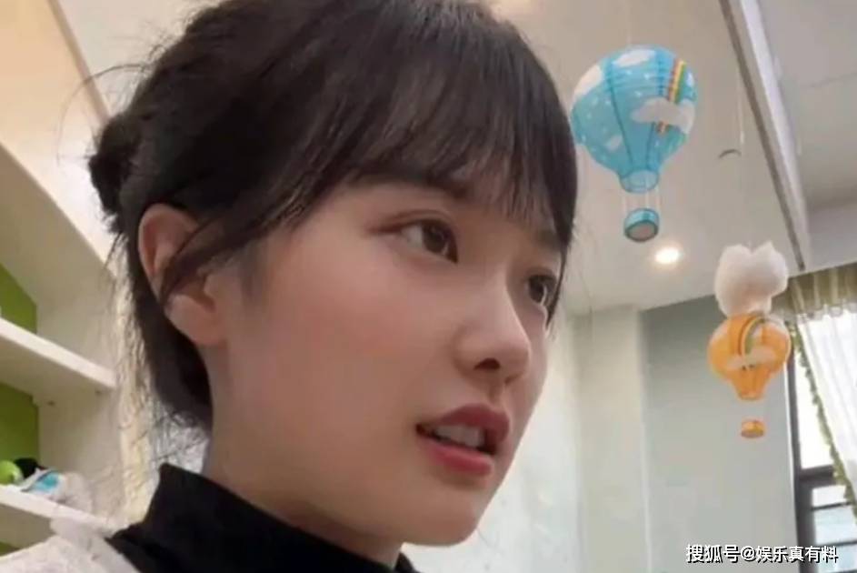 “挖呀挖”黄老师回应爆红隐退生子，黄琼爆火之后怎么隐退了？
