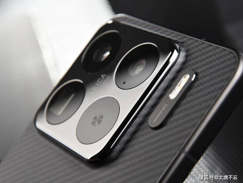小米15S Pro和小米15 Pro哪个好？参数配置对比，区别一目了然