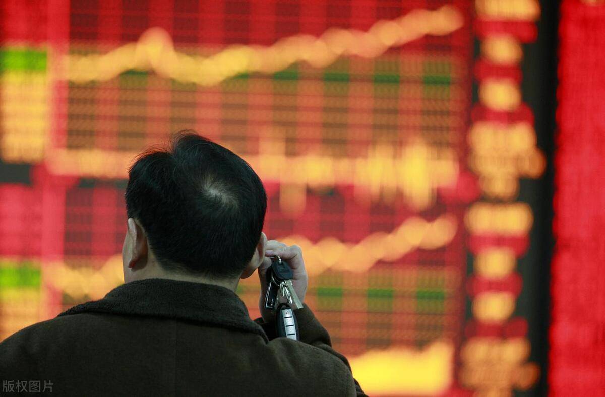 A股：不用等节后，大资金要选择方向了！接下来，会迎来明显变盘