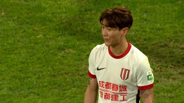 成都报5门将，3线作战徐正源成巧妇，足协杯拿海牛止颓 艾比离一队