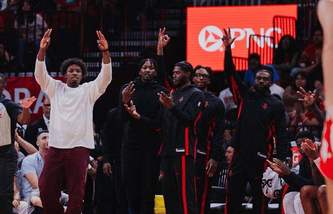 悄悄2连胜,成总冠军最大热门!你们要这么打,新赛季真没悬念了