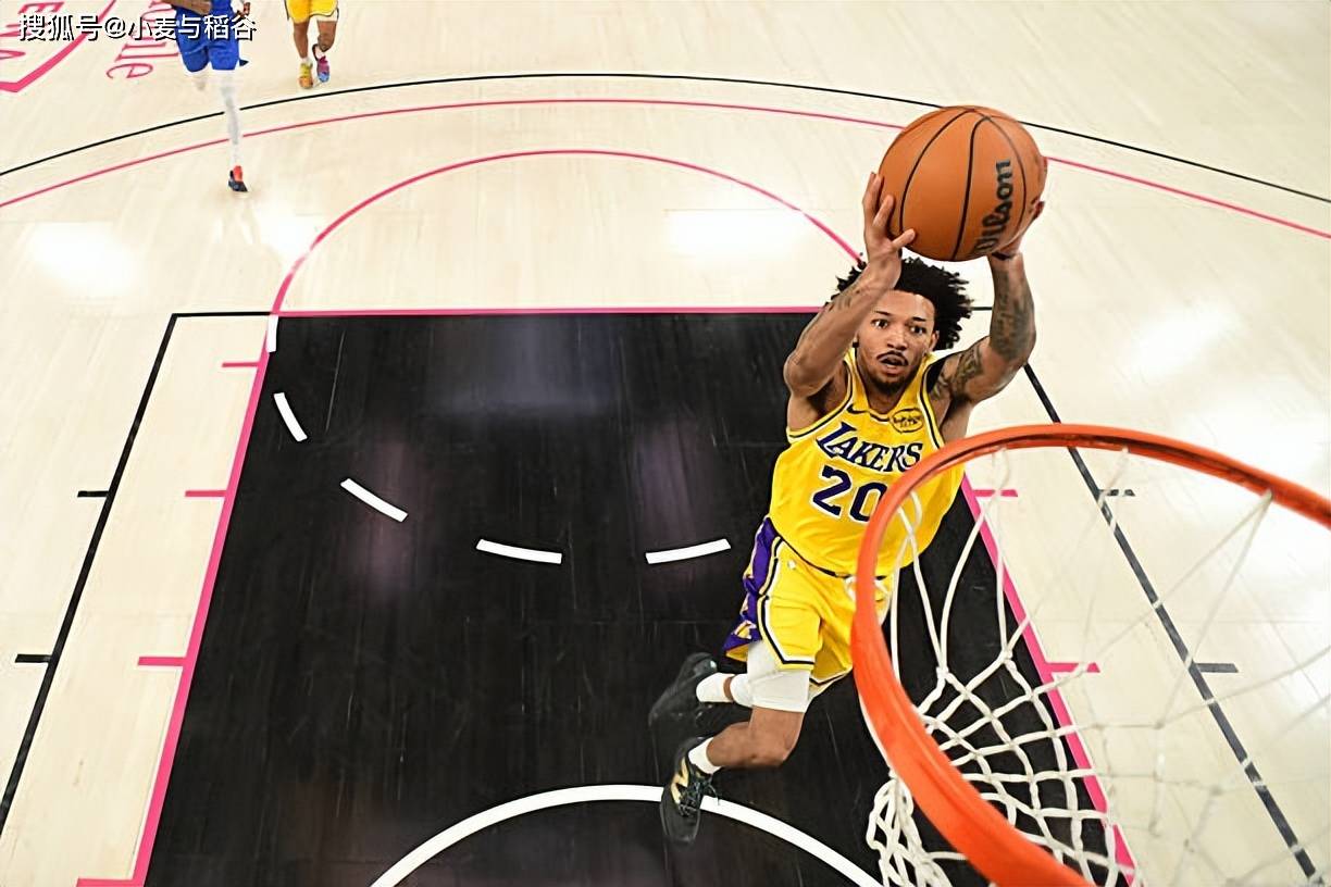 适得其反的效果!湖人竟然任由后场新援在最后一节各种瞎打?